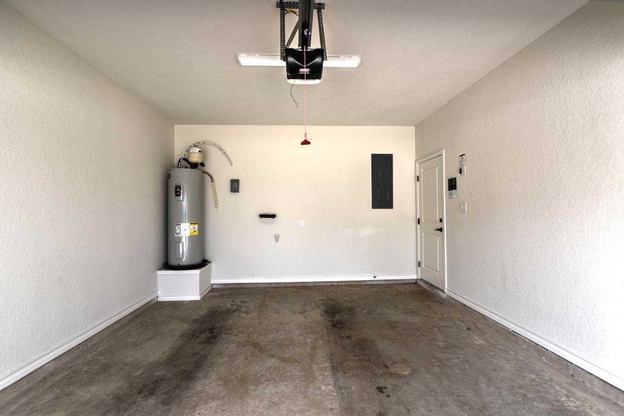 New 3 Bedroom Vacation Home Lackland/Sea World/La Cantera San Antonio Exterior photo