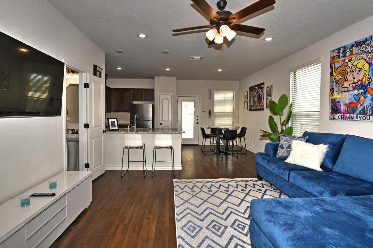 New 3 Bedroom Vacation Home Lackland/Sea World/La Cantera San Antonio Exterior photo
